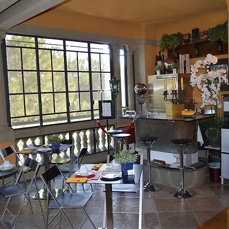 Bed & Breakfast Trentatre Florence