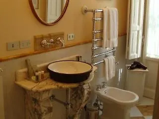Bed & Breakfast Trentatre Florence